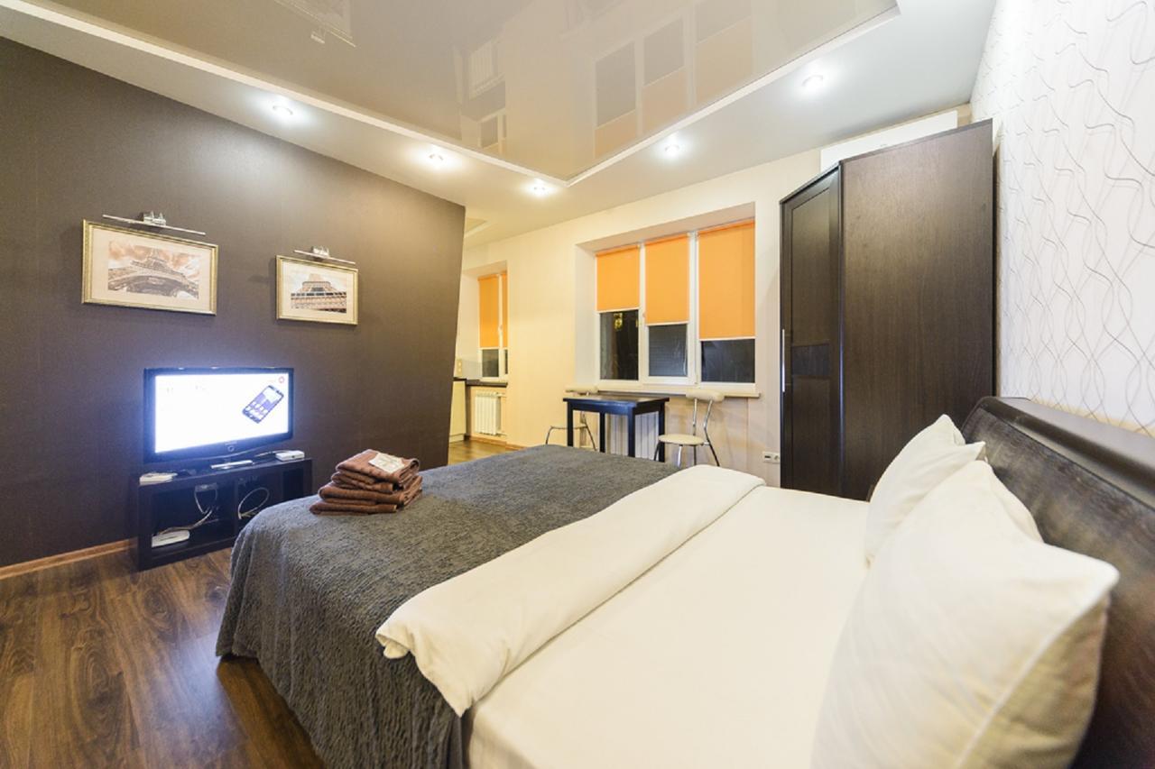 Real Home Apartmens - Podil Promenade Kiev Esterno foto